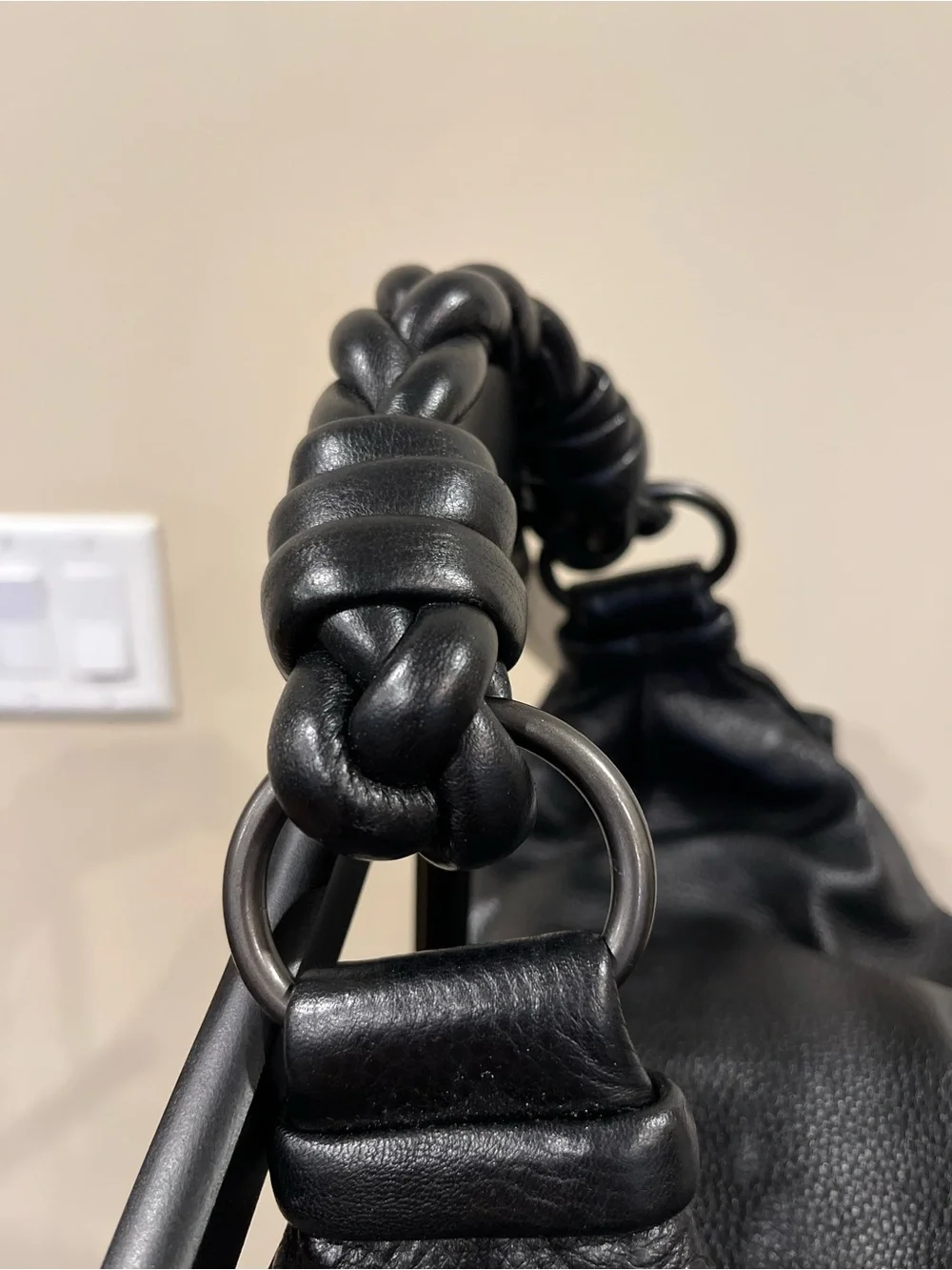 BOTTEGA VENETA CERVO COCKER HOBO BLACK LEATHER BAG WITH DUST BAG